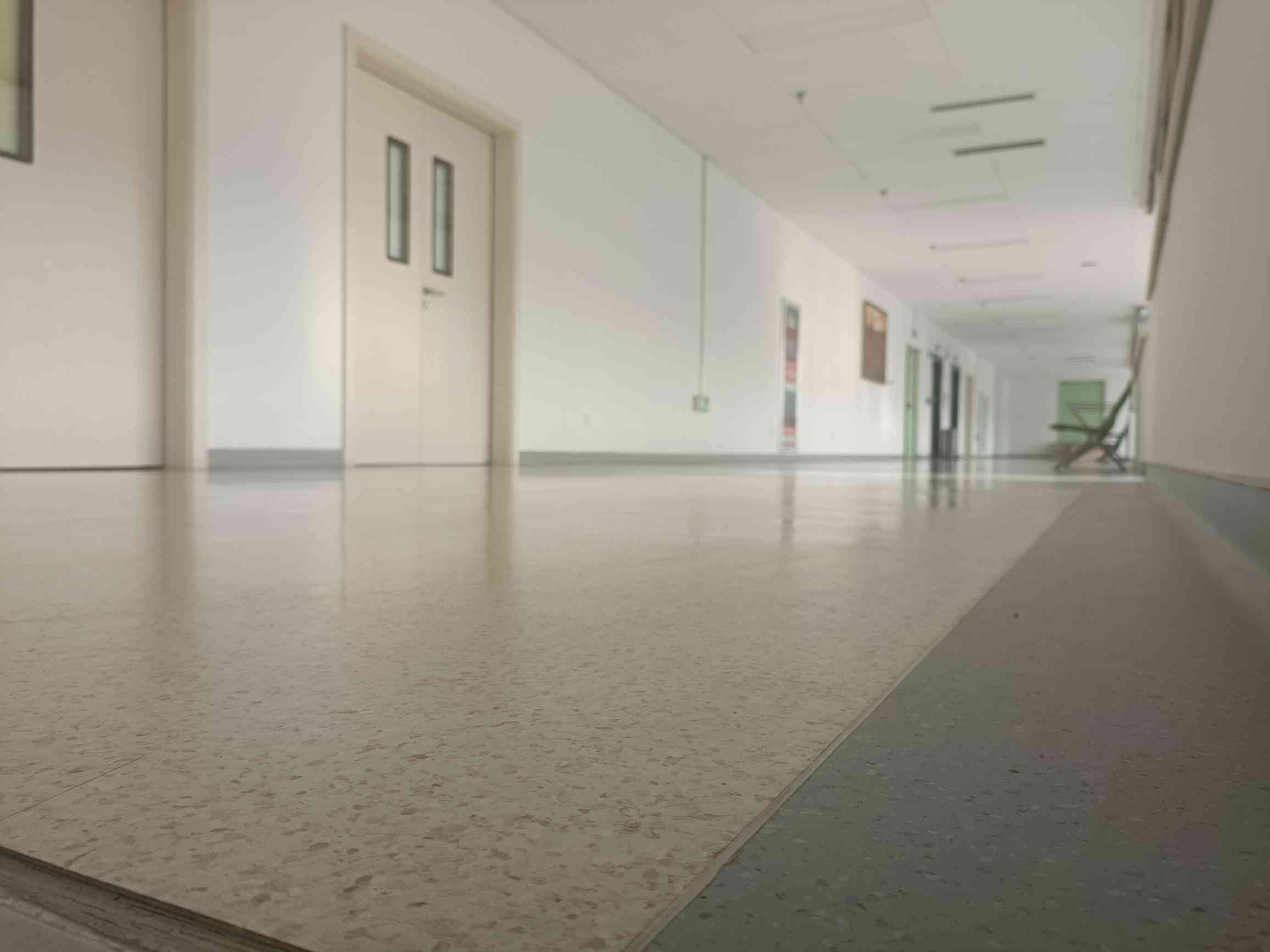 塑膠地板 塑膠地板